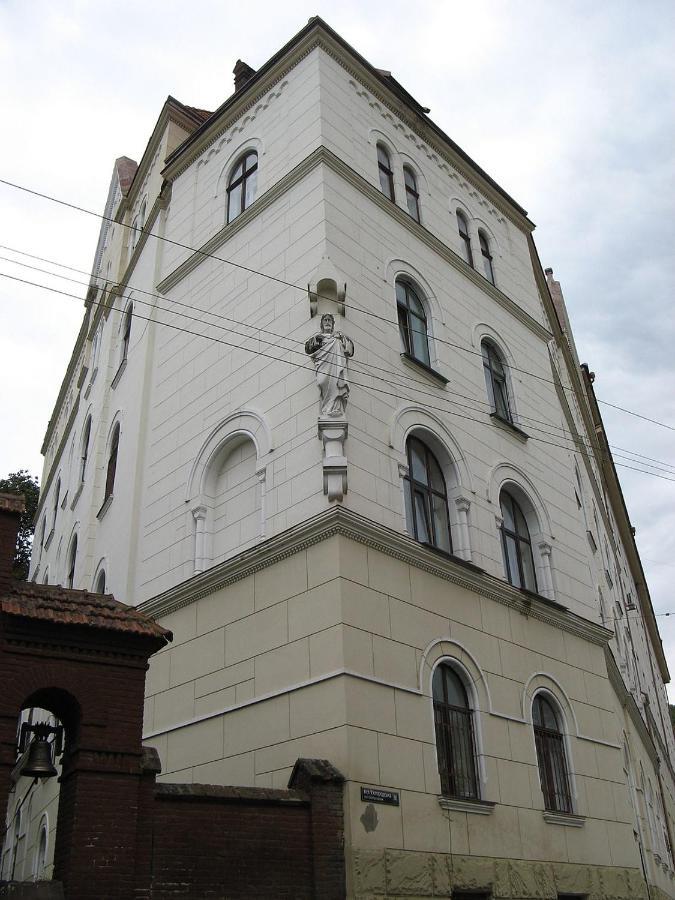 Ferienwohnung Вул Краківська 34 Не Далеко Від Ж Д Вокзалу Звітні Документи Lemberg Exterior foto